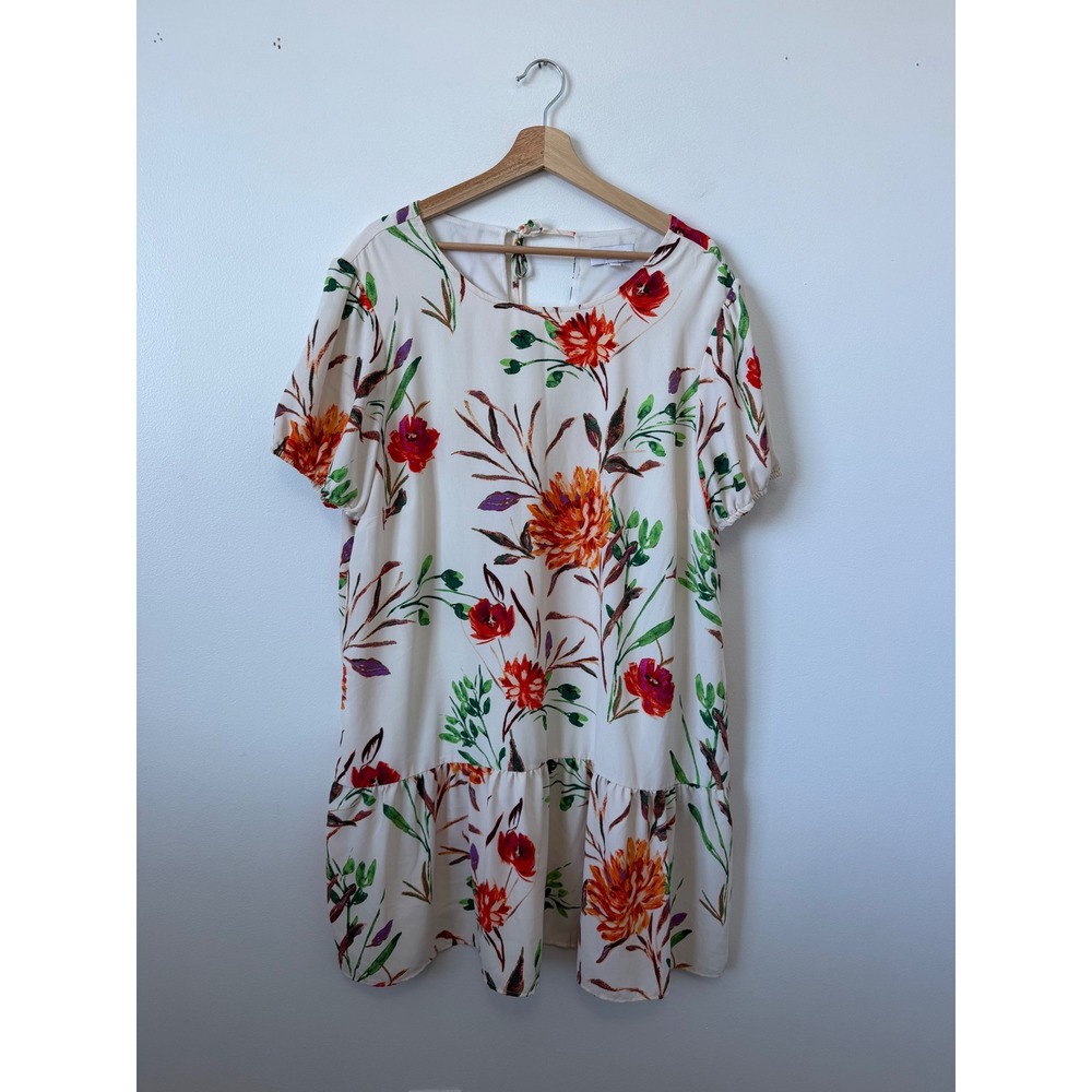 Gilli Women's Floral‎ Shift Dress – White – Size 1X – Great Condition